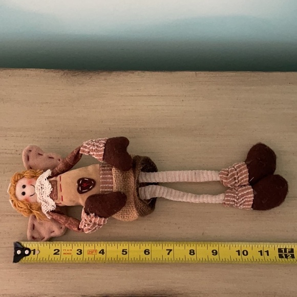 Vintage Folk Art Shelf Sitter Angel Christmas Decor - Picture 5 of 8